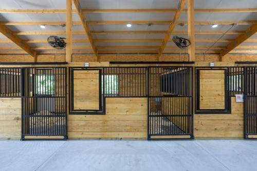 Classic Equine Stalls