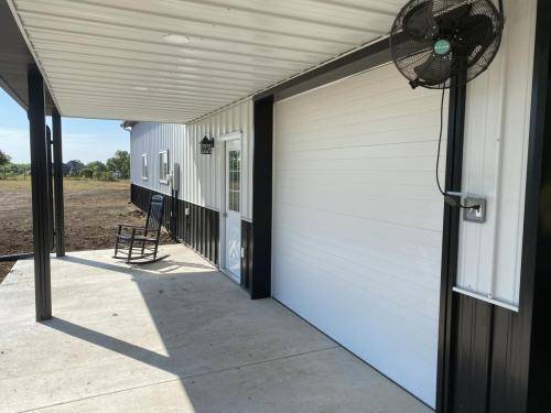 Exterior Hoof Care Area